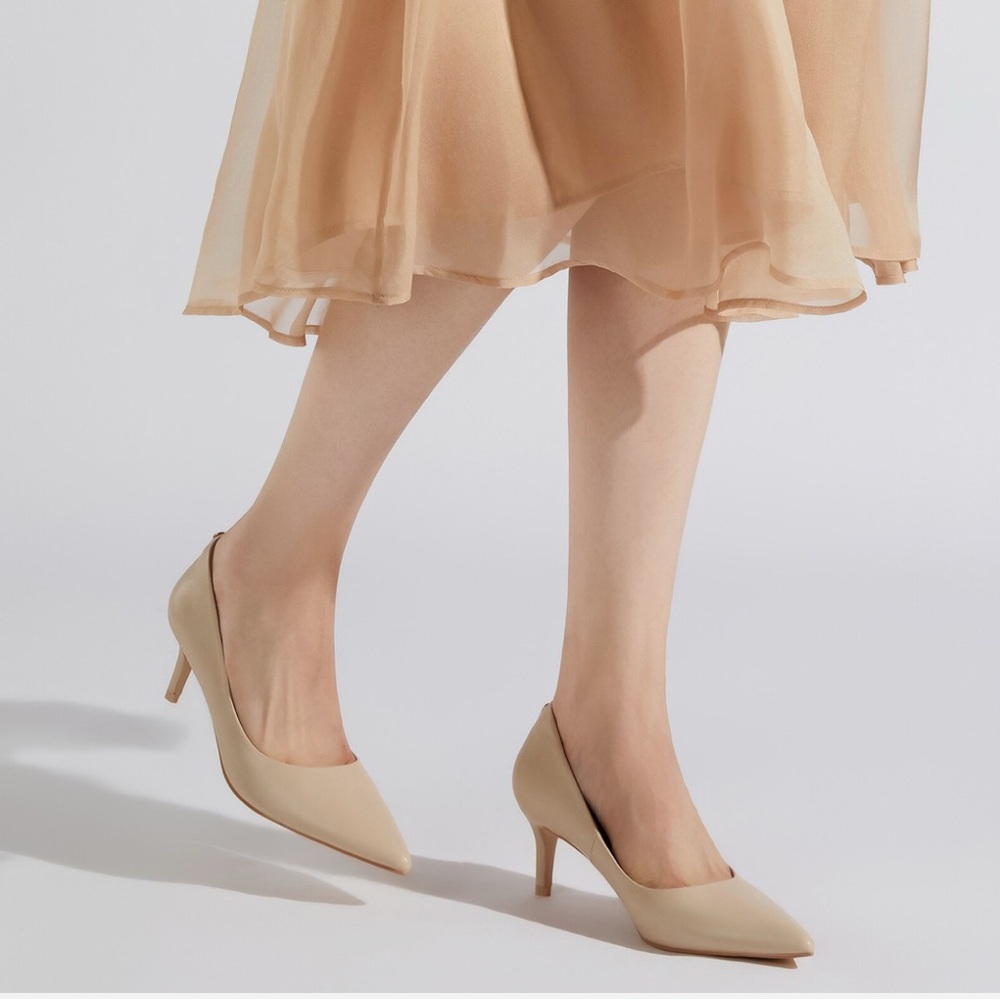 ZURIN. Women's Pumps Closed Pointed Toe Stiletto Heels. Size 8.5